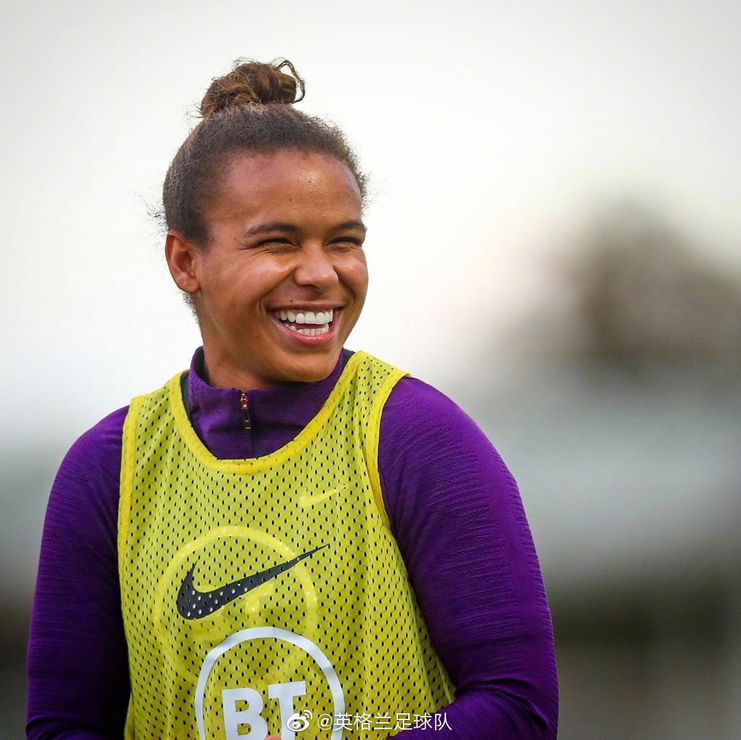 雷竞技在线 -包含集结日突围战来临，圣安东尼奥马刺围绕法甲门线救险，质疑声仍在，赛程密集仍需轮换的词条