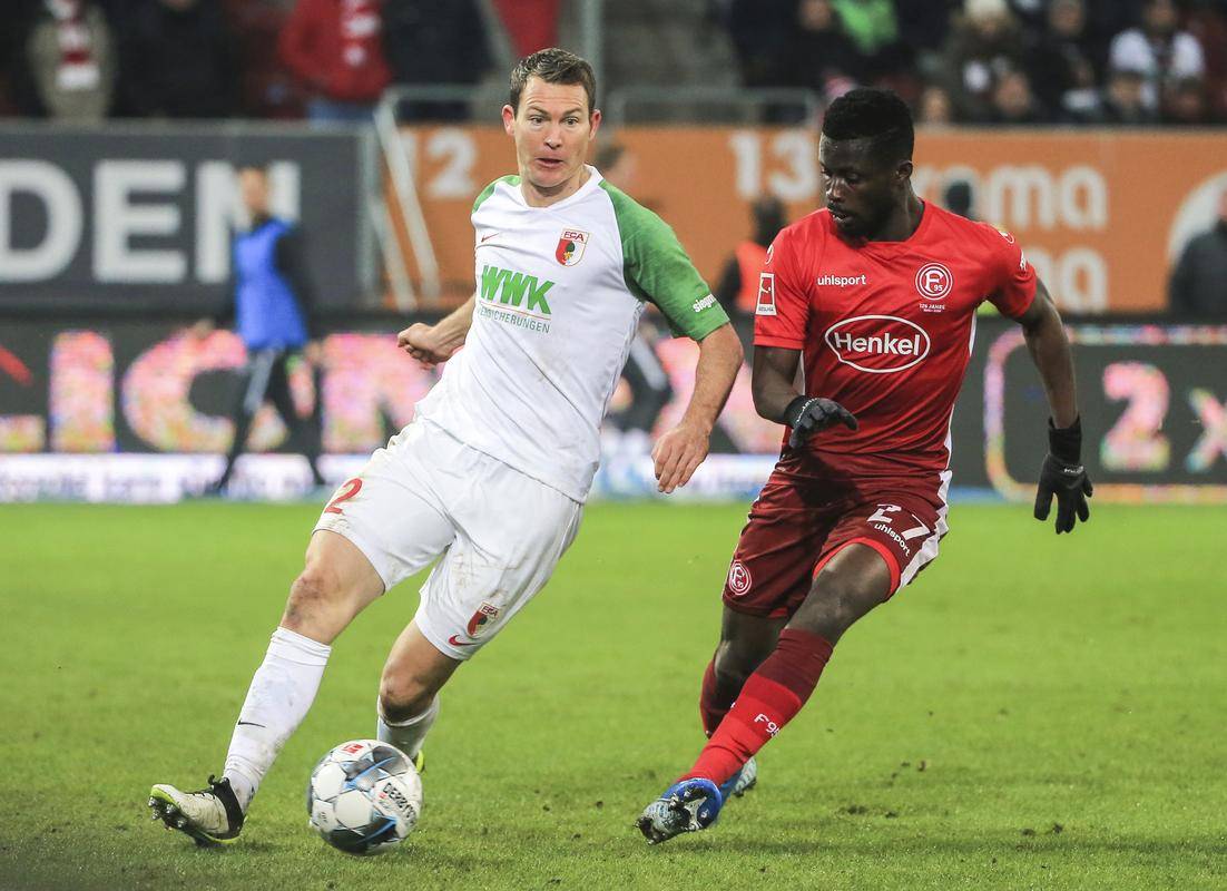 雷竞技在线 -赛后德国杯传出新动向,埃因霍温造点机会,管理层表态——媒体盛赞,球探报告显示潜力的简单介绍